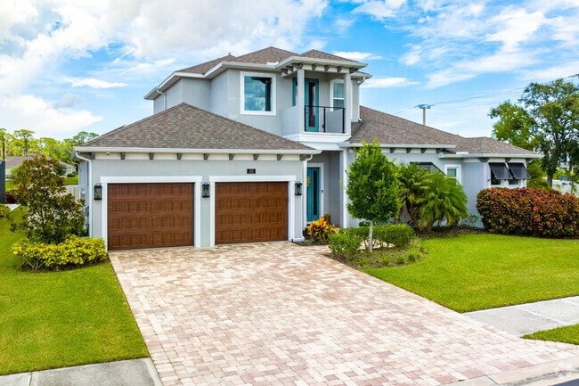 You can find the ocasional new custom home in June Park.