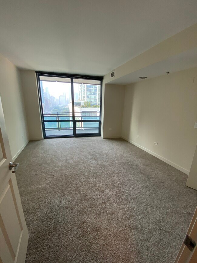 Michigan Avenue Tower 1 unit 1109, Chicago, IL 60605 - photo 5