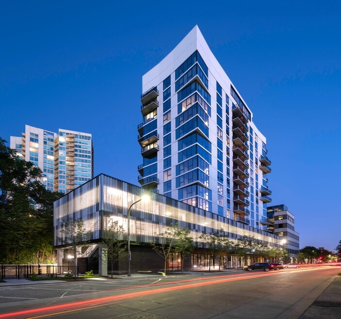 Avidor Evanston 55+ Active Adult Apartment Homes, Evanston, IL 60201 - photo 1