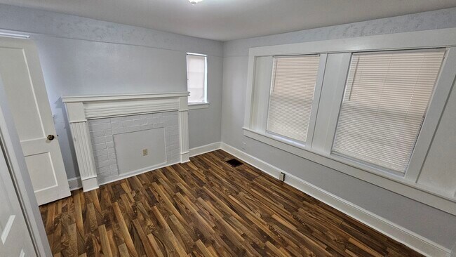 212 Thurston Dr NW unit B, Gainesville, GA 30501 - photo 6