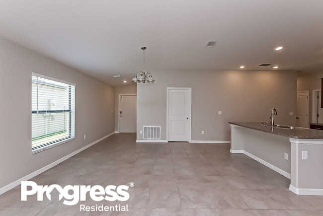 11222 Leland Groves Dr, Riverview, FL 33579 - photo 4