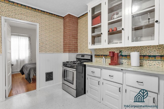 309 Bird Ave unit 1, Buffalo, NY 14213 - photo 7