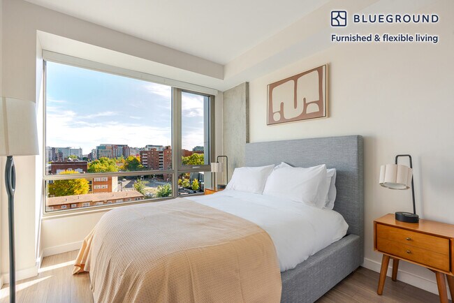 301 M St SW unit FL6-ID1205, Washington, DC 20024 - photo 7