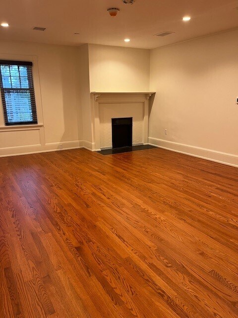 Living Room Alt View