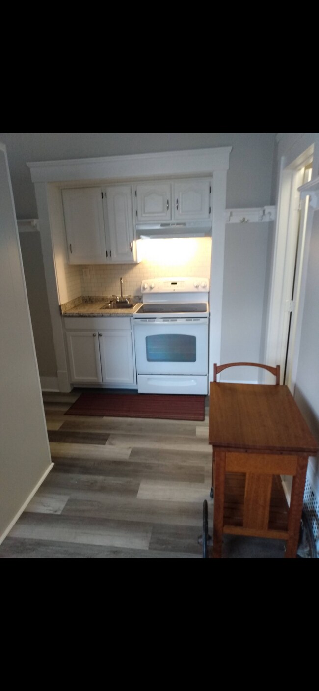 329 5th St unit 1, Elyria, OH 44035 - photo 6