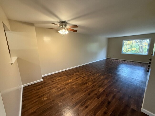 5722 Bluebird Ct, Fort Wayne, IN 46835 - photo 4