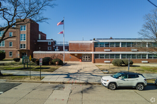 Thomas Elementary School