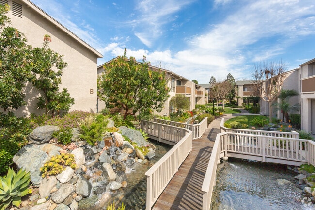 Pinecreek Apartments, Costa Mesa, CA 92626 - photo 4