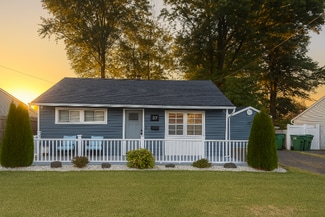 37 Crescent Rd, Edison, NJ 08817