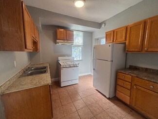 7134 S Cornell Ave Unit 2, Chicago, IL 60649