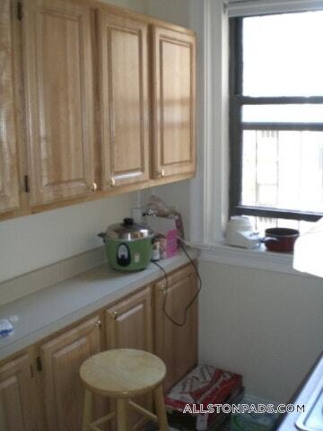 1148 Commonwealth Ave Unit 24, Boston, MA 02134