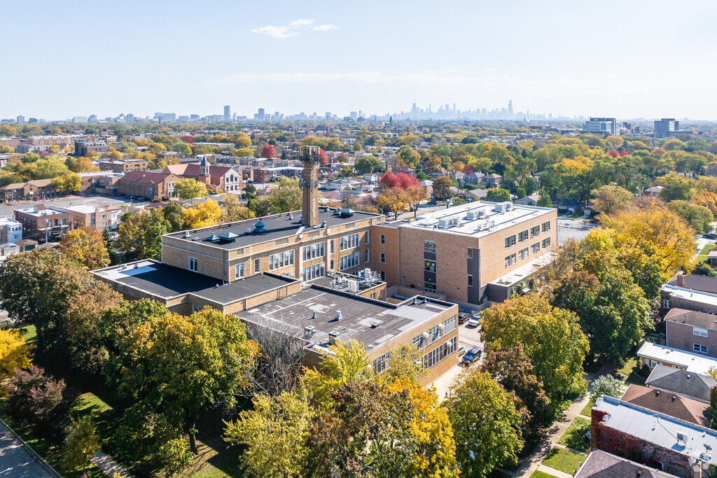 Jamieson Elementary is located on the north side of Chicago in a diverse neighborhood.