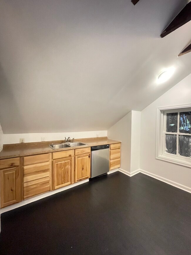 25 E Baltimore St unit 2-3 floor, Taneytown, MD 21787 - photo 7