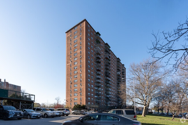 Brick high-rise apartments in Soundview offer city views and convenient living.