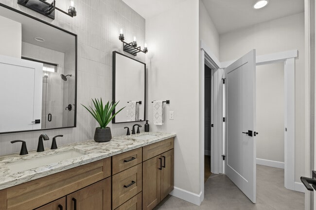 1000 Domerie Park Loop, Cle Elum, WA 98922 - photo 4