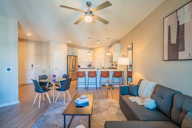 777 E Stella Ln unit ID1263044P, Phoenix, AZ 85014 - photo 4