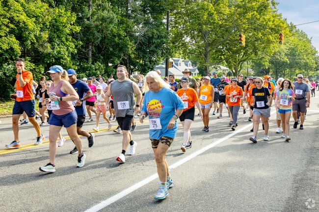 And they're off and running at the Annual Run For Your Life 5K Race in Commack.