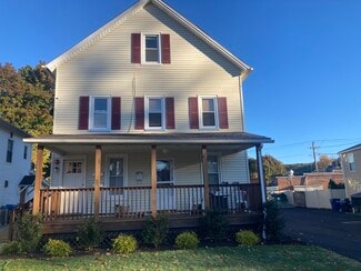 5 Elizabeth St Unit 3rd fl, Bethel, CT 06801