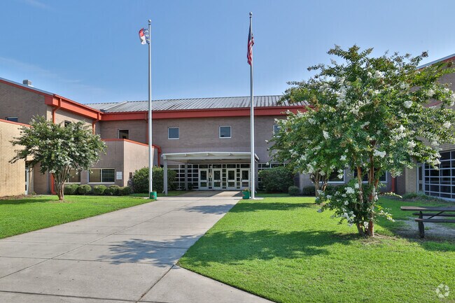 Holly Shelter Middle Schools serves the students of Kings Grant and the surrounding area.