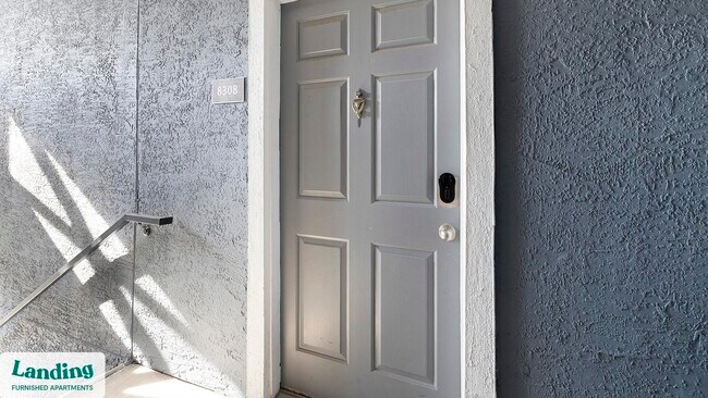 901 Lakeside Cir unit 2312, Lewisville, TX 75057 - photo 4