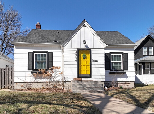 Smaller homes are common in Columbia Park.