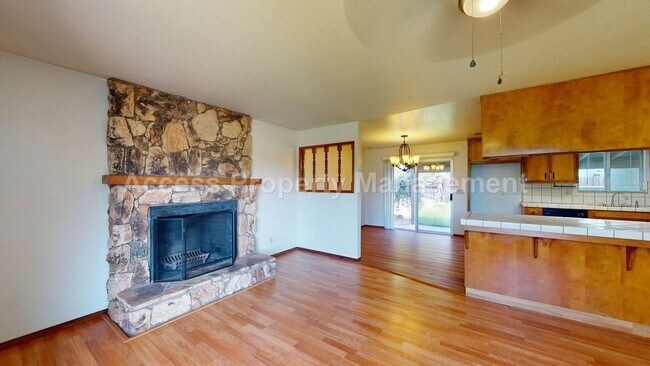 20310 Coral Cir, Hilmar, CA 95324 - photo 4