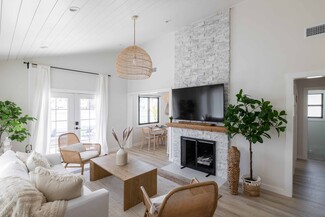 1326 Corona St, Hermosa Beach, CA 90254