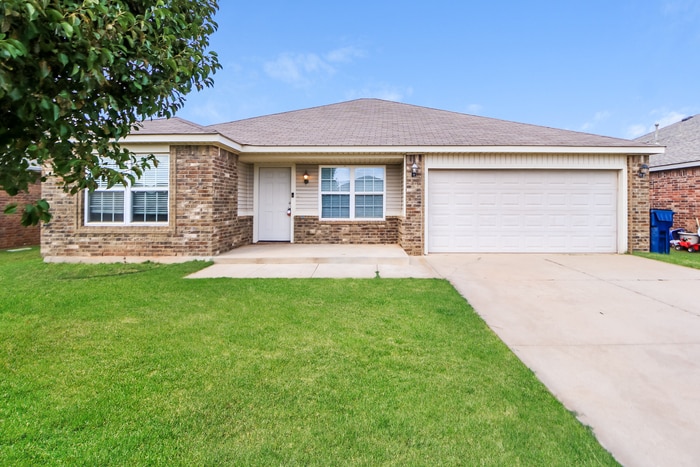 11421 SW 25th Terrace, Yukon, OK 73099 - photo 1