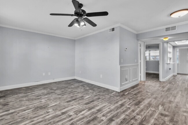 5850 18th St N unit 11, Saint Petersburg, FL 33714 - photo 5