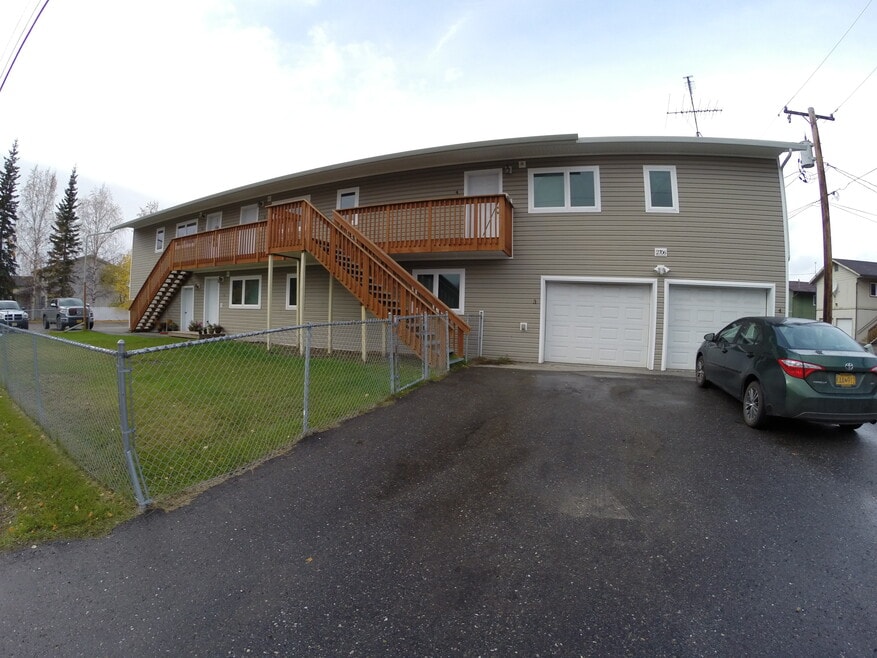 2706 Turner St unit 3, Fairbanks, AK 99701 - photo 1