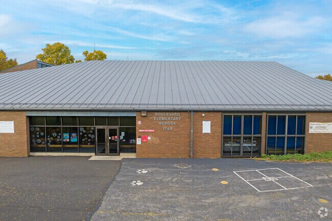 Boulevard Elementary provides public education in the neighborhood of 
Cleveland Heights