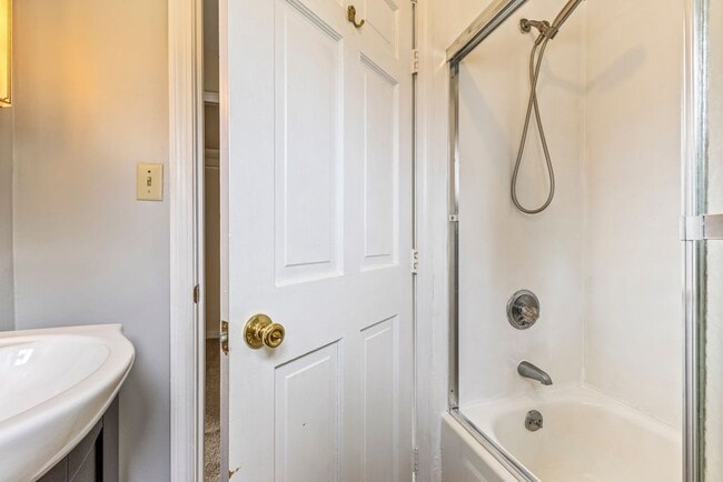 83 Richardson St, Bath, ME 04530 - photo 6