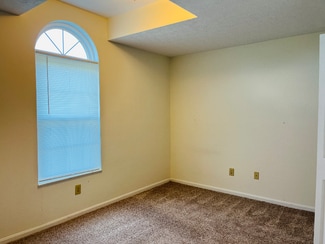 1502 Spinnaker Way, Centerville, OH 45458