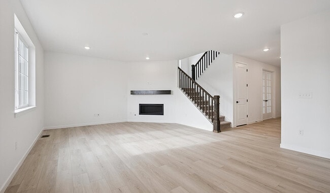 25020 E Pacific Ave, Aurora, CO 80018 - photo 5