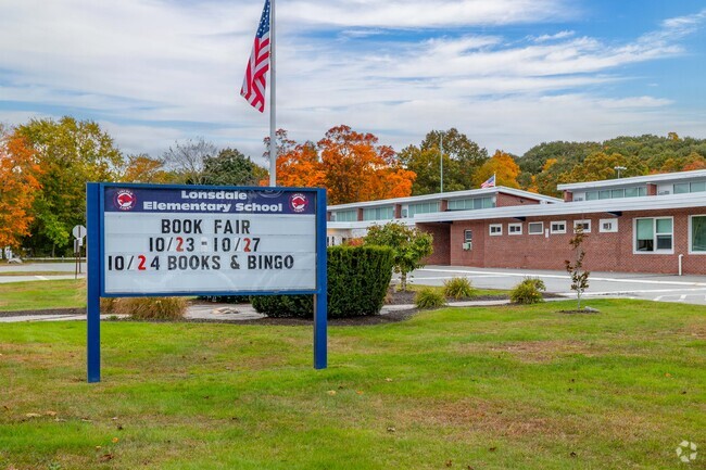 Lonsdale Elementary School hosts annual book fairs in Lincoln.