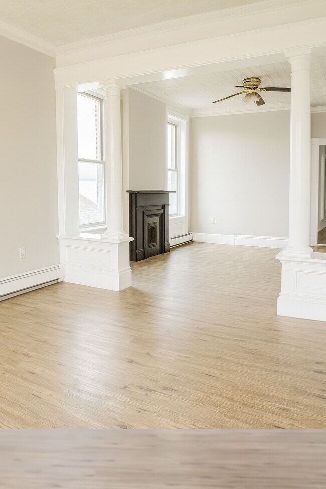 164 Main St unit 3, Cohoes, NY 12047 - photo 4