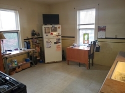 672 Centre St Unit 1, Newton, MA 02458