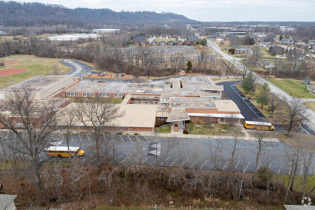 The student population of Grant Line Elementary School is 550 and the school serves PK-4.
