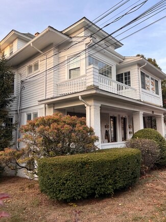 490 Villa Ave Unit 490 Villa Avenue, Fairfield, CT 06825