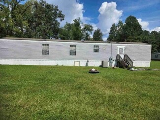 275 Carr Town Rd, Rose Hill, NC 28458