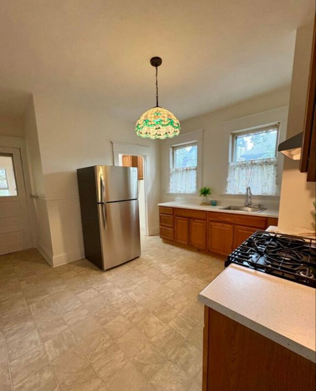 1 Magnolia Terrace unit 2, Albany, NY 12209 - photo 2