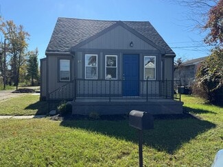 37 Beaver Ave, Pennsville Township, NJ 08070