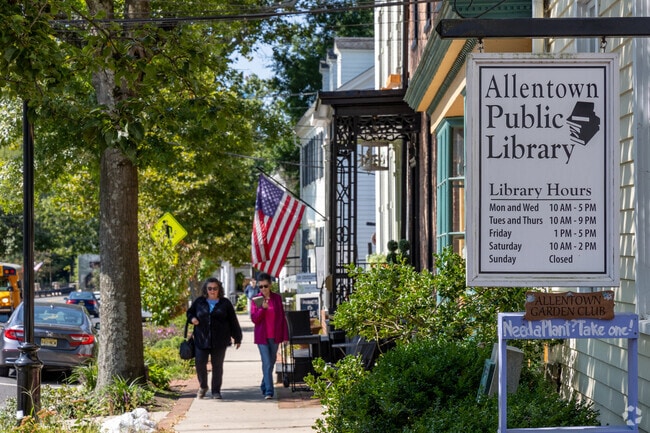 Residents of Upper Freehold use the local Allentown library.