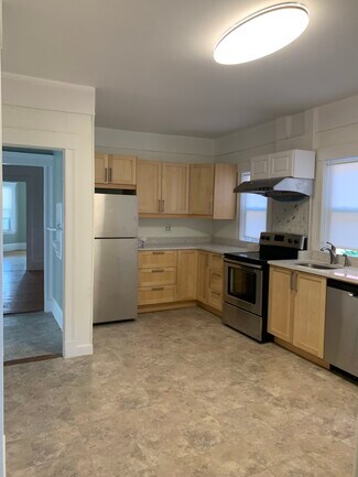 12 Quincy St Unit 1, Medford, MA 02155