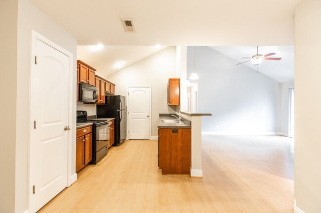 Echo at Forest View, Forest, VA 24551 - photo 3