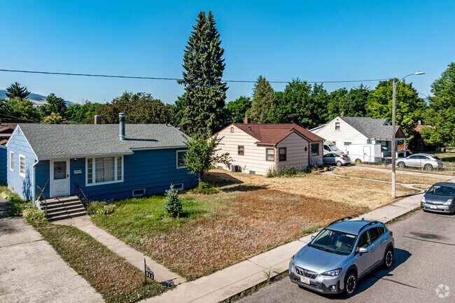 Lewis and Clark's Ranch homes are spacious and charming.