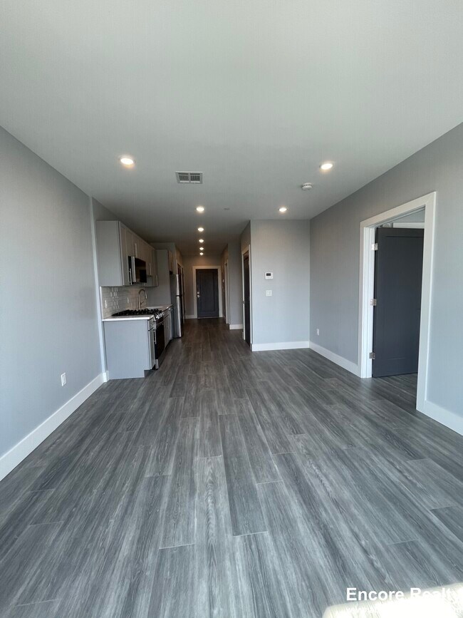 365 Western Ave unit 610, Boston, MA 02135 - photo 5