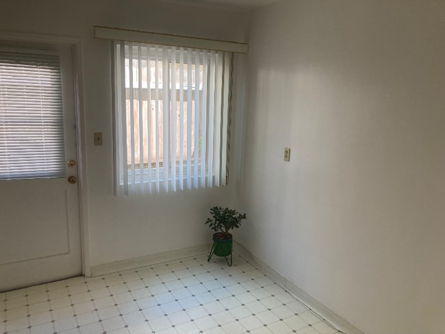 4423-4429 Hamilton St unit 4423, San Diego, CA 92116 - photo 4