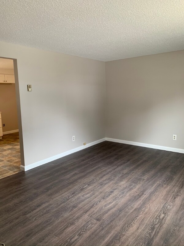 56 Hall St, Manchester, NH 03103 - photo 5