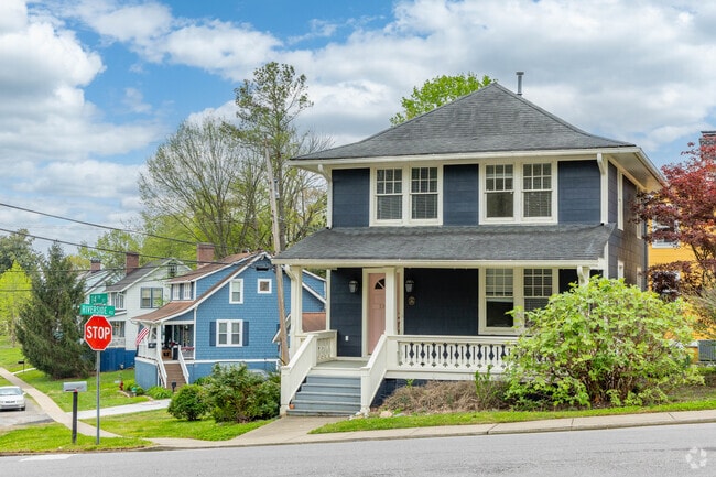 American Four-Square homes are a style homebuyers can view in Old Hickory Village.